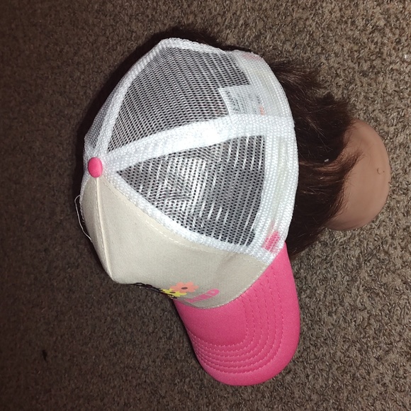 Sanrio Hello Kitty Always Kind Trucker Hat - Picture 4 of 12